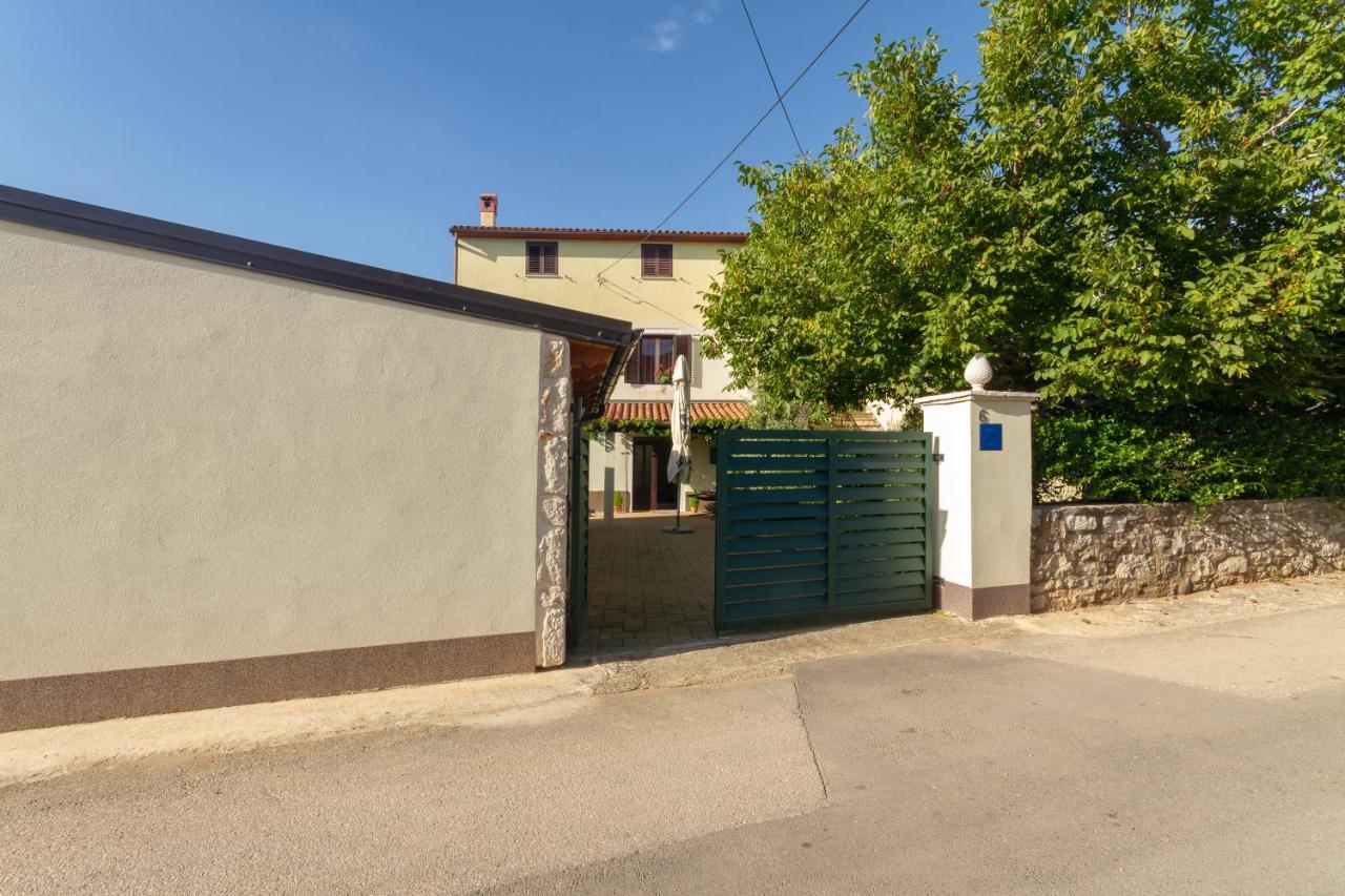 Holiday Stone House Бале Екстер'єр фото